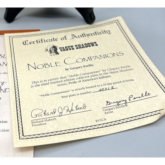 Plate Hamilton Collection Vague Shadows Series Noble Companions 3rd Issue #2831E - Picture 3 of 5